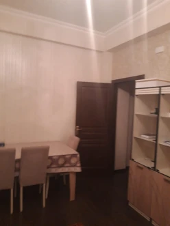 Satılır yeni tikili 2 otaqlı 60 m², İnşaatçılar m.-3