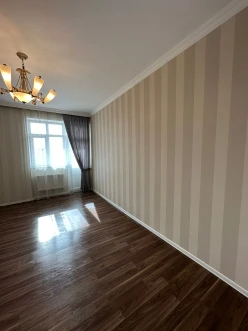 Satılır yeni tikili 3 otaqlı 95 m², İnşaatçılar m.-17