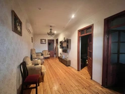 Satılır ev/villa 5 otaqlı 123 m², Ağ şəhər q.