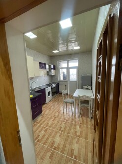 İcarə yeni tikili 3 otaqlı 125 m²,  İnşaatçılar m.-7
