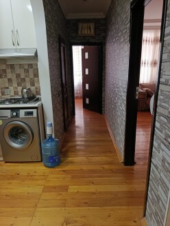 Satılır yeni tikili 2 otaqlı 50 m²,  İnşaatçılar m.-7