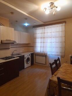 İcarə yeni tikili 1 otaqlı 50 m²,  İnşaatçılar m.-3