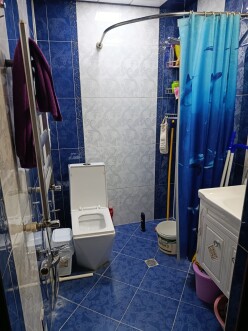 Satılır yeni tikili 2 otaqlı 50 m²,  İnşaatçılar m.-9