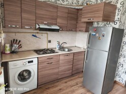 İcarə yeni tikili 3 otaqlı 80 m²,  İnşaatçılar m.-14
