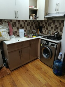 Satılır yeni tikili 2 otaqlı 50 m²,  İnşaatçılar m.-6