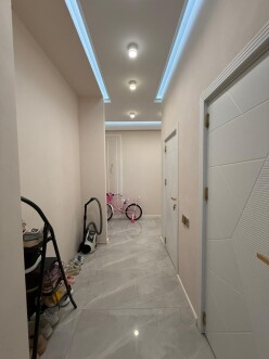 Satılır yeni tikili 3 otaqlı 122 m², Avtovağzal m.-17 Satılır yeni tikili 3 otaqlı 122 m², Avtovağzal m.-17