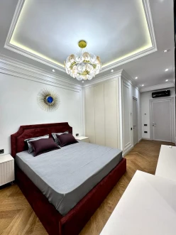 Satılır yeni tikili 4 otaqlı 207 m², 28 May m.-7