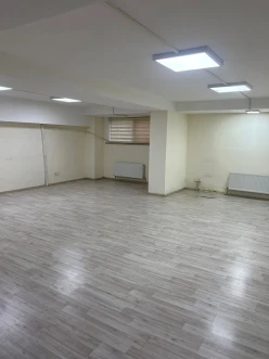 İcarə ofis 11 otaqlı 640 m², Şah İsmayıl Xətai m.-4