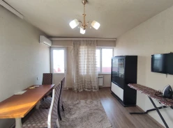 Satılır köhnə tikili 2 otaqlı 52 m², Nəsimi r.-2