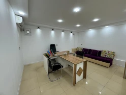 Satılır obyekt 45 m², İnşaatçılar m.-6