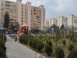 Satılır köhnə tikili 4 otaqlı 105 m²,  Həzi Aslanov m.-9