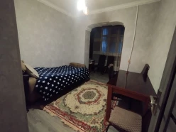 Satılır köhnə tikili 4 otaqlı 105 m²,  Həzi Aslanov m.-2