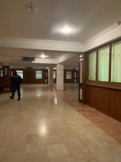 Satılır ofis 8 otaqlı 515 m², Şah İsmayıl Xətai m.-3