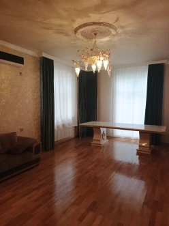 Satılır ev/villa 6 otaqlı 268 m², Gəncə-26