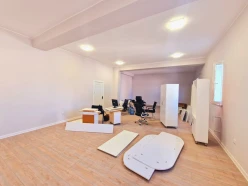 İcarə ofis 1 otaqlı 40 m², Ulduz m.-5