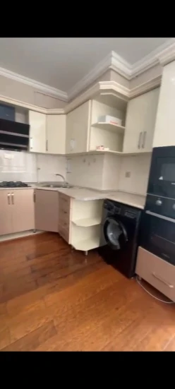 Satılır yeni tikili 1 otaqlı 52 m²,  İnşaatçılar m.-5