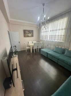 Satılır yeni tikili 2 otaqlı 60 m²,  İnşaatçılar m.-8