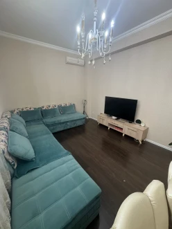 Satılır yeni tikili 2 otaqlı 60 m²,  İnşaatçılar m.-7