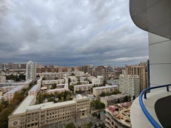 İcarə yeni tikili 4 otaqlı 200 m²,  28 May m.-14