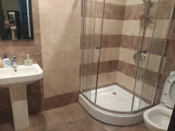 İcarə yeni tikili 2 otaqlı 60 m²,  Gənclik m.-18