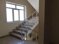 Satılır yeni tikili 2 otaqlı 85 m²,  İnşaatçılar m.-9