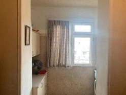 Satılır köhnə tikili 3 otaqlı 60 m², Elmlər Akademiyası m.-8