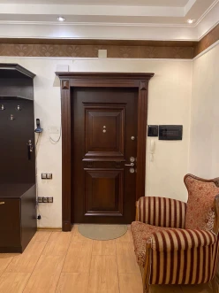 Satılır yeni tikili 3 otaqlı 130 m², İnşaatçılar m.-9