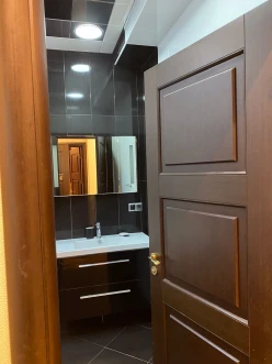 Satılır yeni tikili 3 otaqlı 130 m², İnşaatçılar m.-11