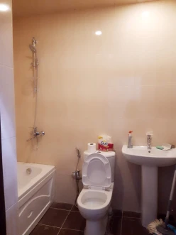 İcarə yeni tikili 2 otaqlı 60 m², İnşaatçılar m.