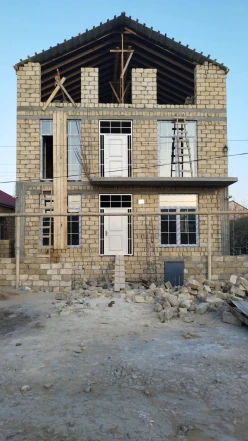 Satılır yeni tikili 6 otaqlı 270 m², Avtovağzal m.-2