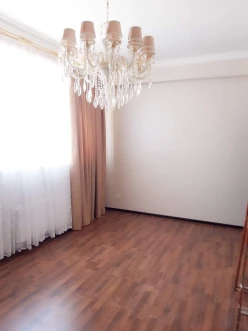 İcarə yeni tikili 2 otaqlı 60 m², İnşaatçılar m.-5