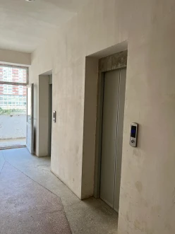 Satılır yeni tikili 2 otaqlı 63 m², İnşaatçılar m.-14