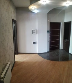 Satılır yeni tikili 3 otaqlı 105 m², Yasamal r.-10