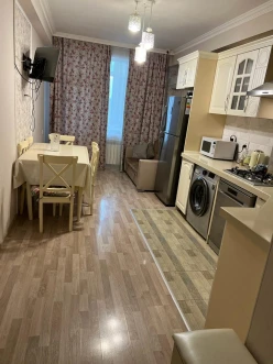 Satılır yeni tikili 2 otaqlı 63 m², İnşaatçılar m.-2