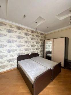 Satılır yeni tikili 3 otaqlı 128 m², Yasamal r.-5