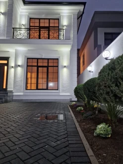 Satılır ev/villa 7 otaqlı 300 m², Badamdar q.-3