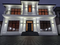 Satılır ev/villa 7 otaqlı 300 m², Badamdar q.