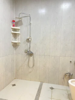 Satılır yeni tikili 2 otaqlı 60 m², İnşaatçılar m.-3