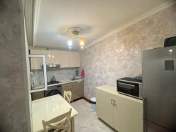 Satılır ev/villa 2 otaqlı 80 m²,  İnşaatçılar m.-3