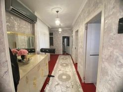 Satılır ev/villa 2 otaqlı 80 m²,  İnşaatçılar m.-4