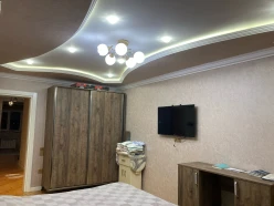 Satılır köhnə tikili 5 otaqlı 125 m²,  Qaraçuxur-10