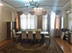 İcarə yeni tikili 4 otaqlı 220 m²,  Nərimanov-2