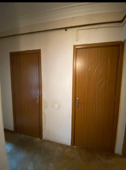 Satılır köhnə tikili 4 otaqlı 100 m², Badamdar-16 Satılır köhnə tikili 4 otaqlı 100 m², Badamdar-16