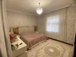 Satılır ev/villa 2 otaqlı 80 m²,  İnşaatçılar m.-5