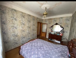 Satılır köhnə tikili 4 otaqlı 100 m², Badamdar-8 Satılır köhnə tikili 4 otaqlı 100 m², Badamdar-8