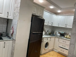 Satılır köhnə tikili 5 otaqlı 125 m²,  Qaraçuxur-13