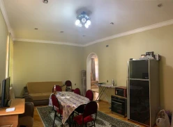Satılır ev/villa 5 otaqlı 300 m², Qaraçuxur q.-32
