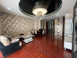 Satılır yeni tikili 3 otaqlı 140 m², İnşaatçılar m.-10 Satılır yeni tikili 3 otaqlı 140 m², İnşaatçılar m.-10