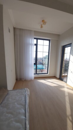 İcarə yeni tikili 2 otaqlı 68 m²,  Bakıxanov-8