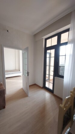 İcarə yeni tikili 2 otaqlı 68 m²,  Bakıxanov-12